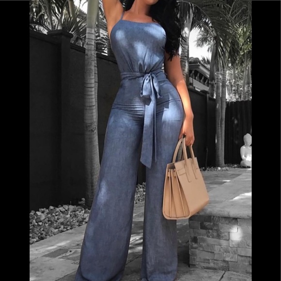 Stylish Blue denim jumpsuit - Picture 4 of 6